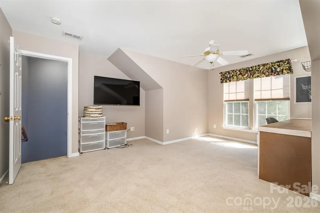 6859 Lakecrest Court Denver NC 28037