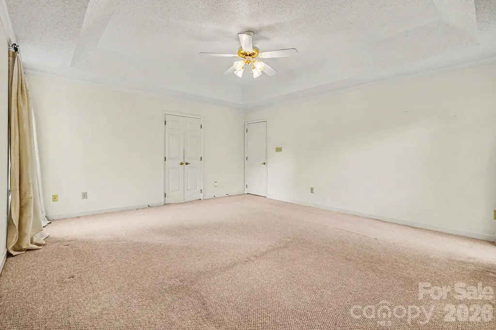 3032 Oakcroft Drive Matthews NC 28105
