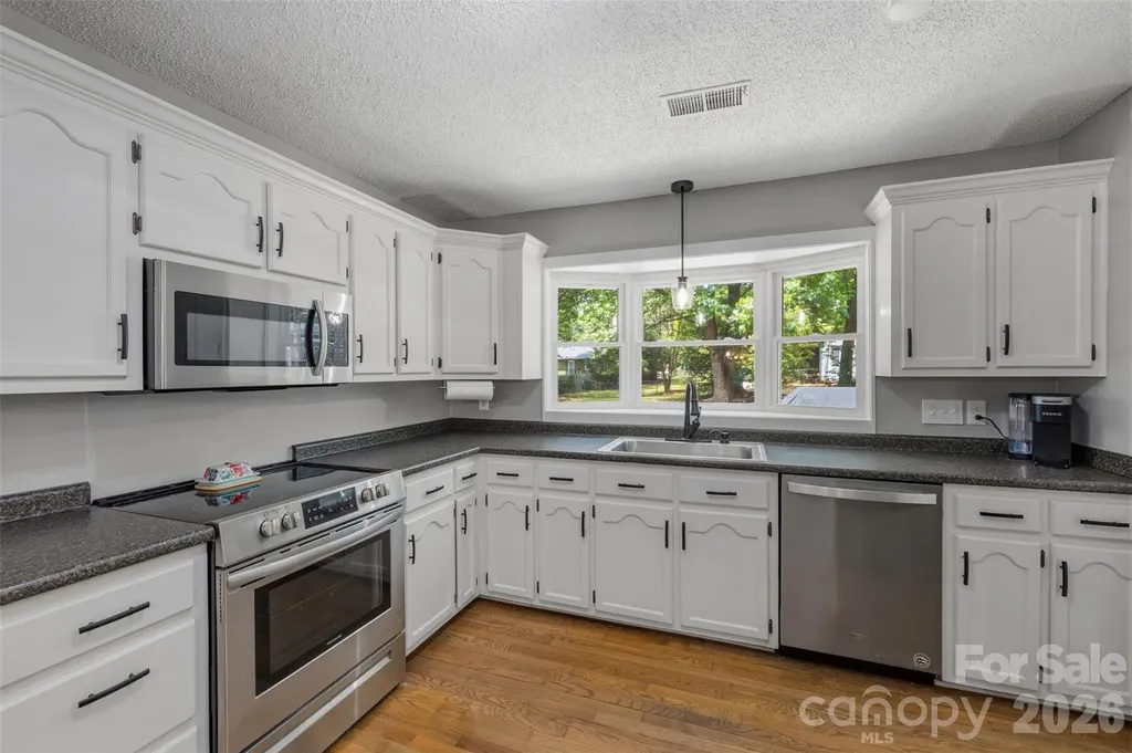 7795 Old Post Road Denver NC 28037