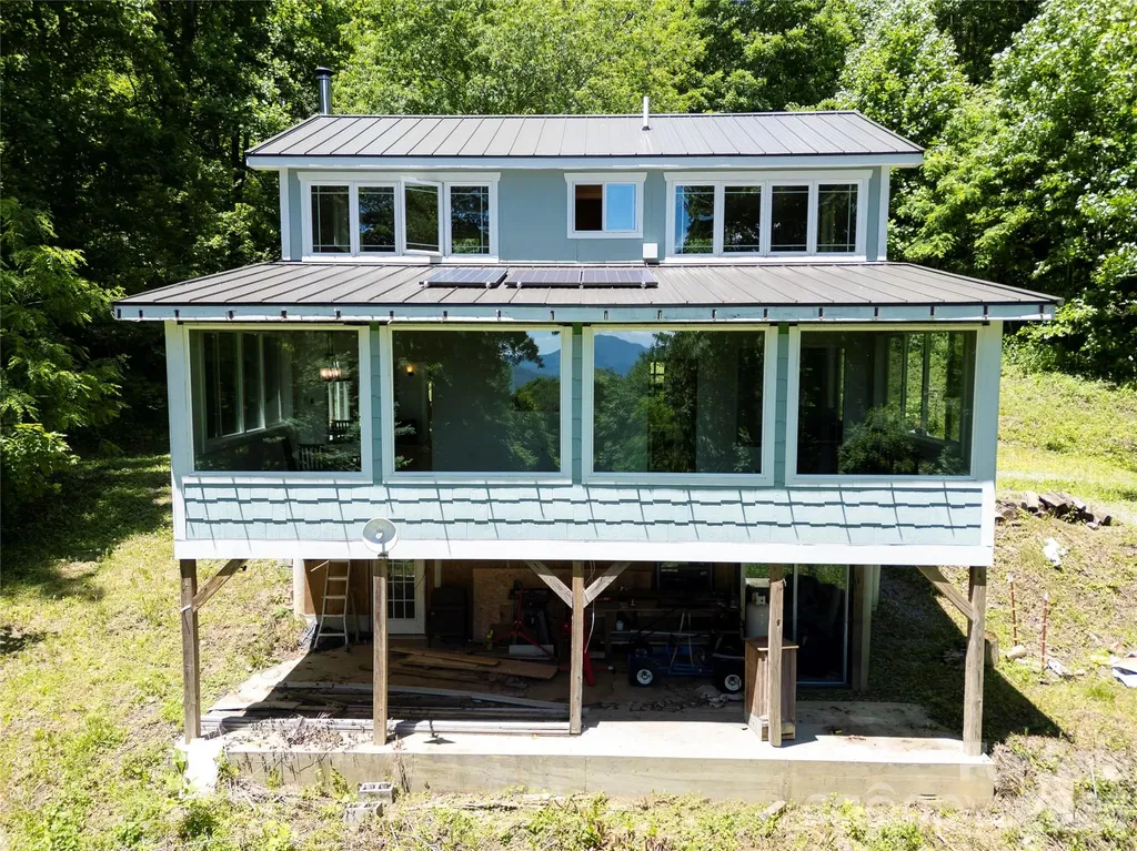 1621 Upward Way Waynesville NC 28786