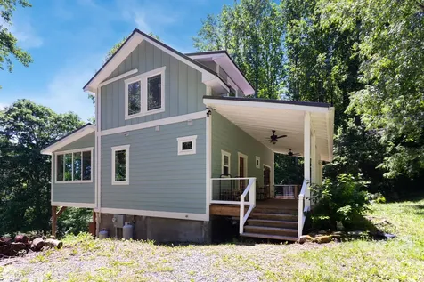 1621 Upward Way Waynesville NC 28786