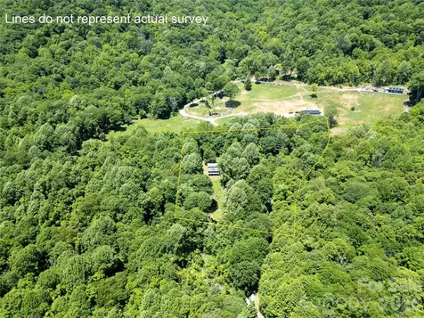 1621 Upward Way Waynesville NC 28786