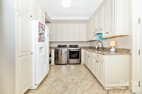 8100 Skye Lochs Drive Waxhaw NC 28173