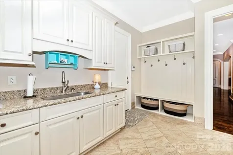 8100 Skye Lochs Drive Waxhaw NC 28173