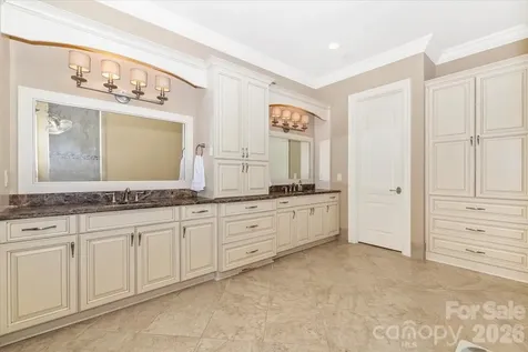 8100 Skye Lochs Drive Waxhaw NC 28173
