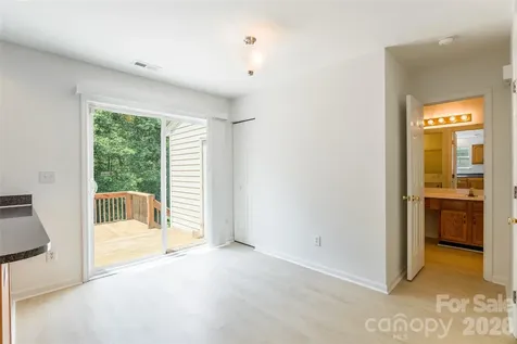 5840 Prescott Court Charlotte NC 28269