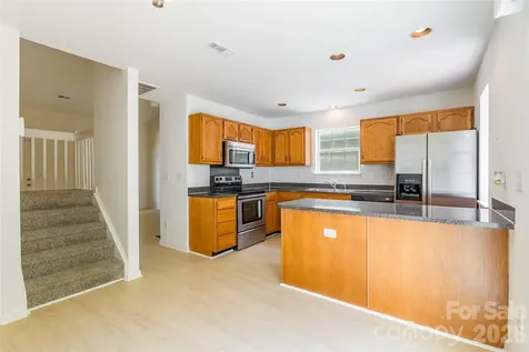 5840 Prescott Court Charlotte NC 28269