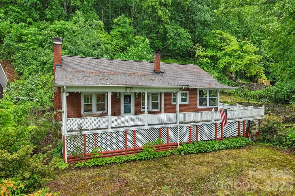 1157 S Main Street Waynesville NC 28786