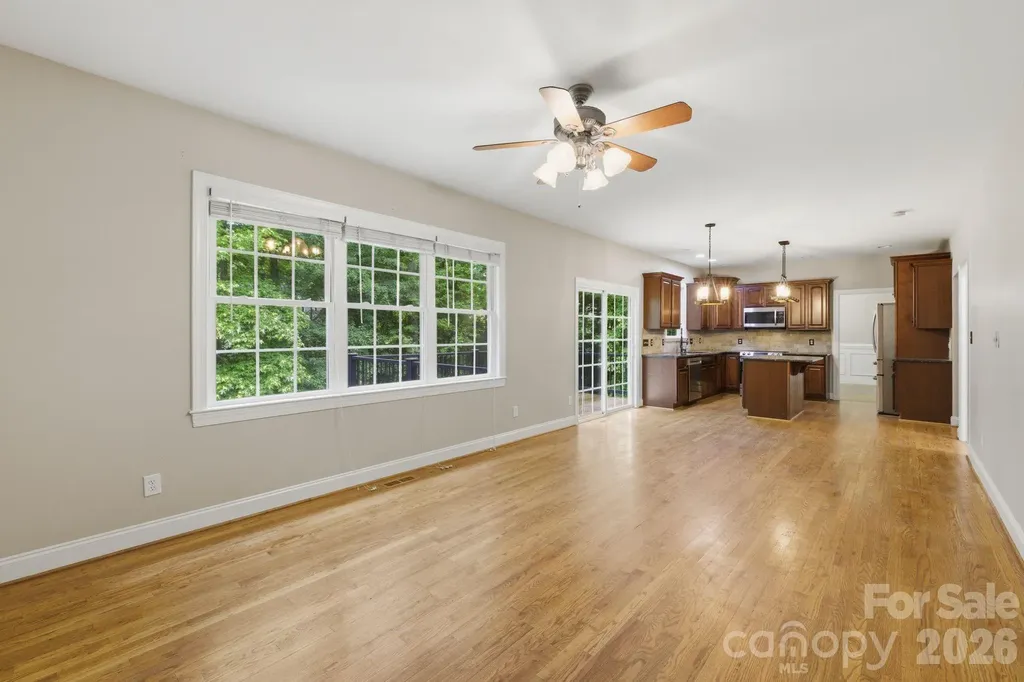190 Meadow Glen Drive Troutman NC 28166