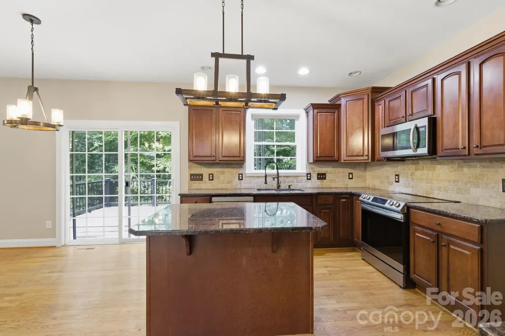 190 Meadow Glen Drive Troutman NC 28166