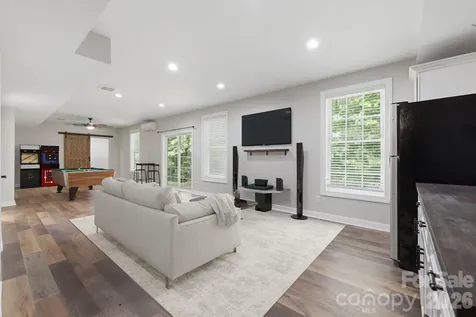 190 Meadow Glen Drive Troutman NC 28166