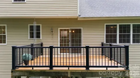 190 Meadow Glen Drive Troutman NC 28166