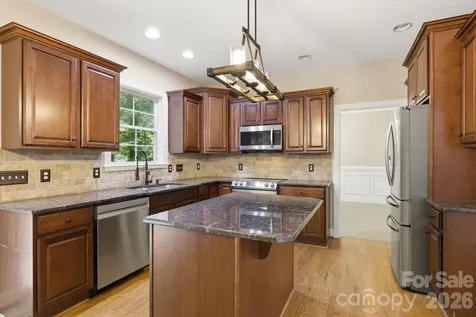 190 Meadow Glen Drive Troutman NC 28166