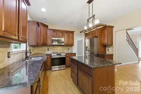 190 Meadow Glen Drive Troutman NC 28166