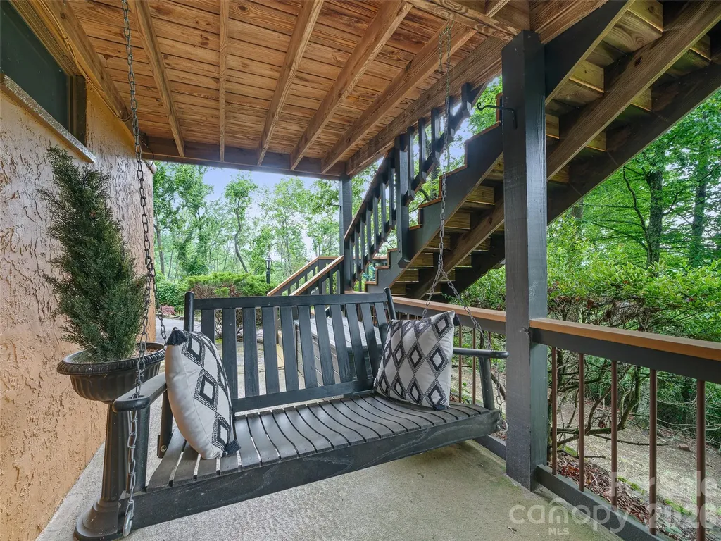 357 Rosewood Lane Burnsville NC 28714