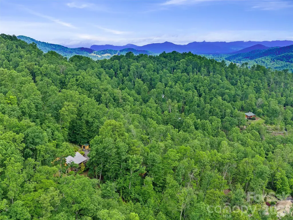 357 Rosewood Lane Burnsville NC 28714