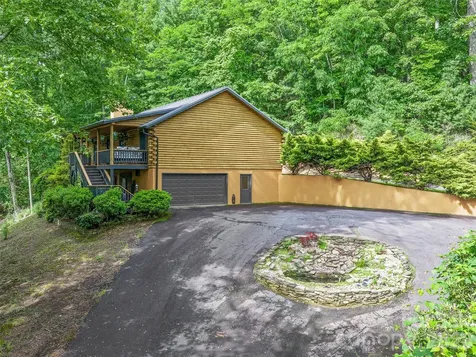 357 Rosewood Lane Burnsville NC 28714