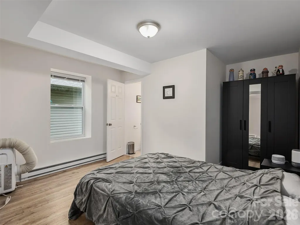64 Springside Road Asheville NC 28803