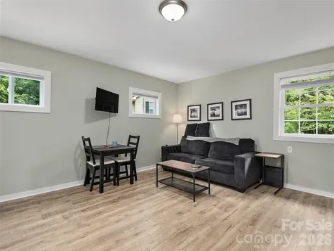 64 Springside Road Asheville NC 28803