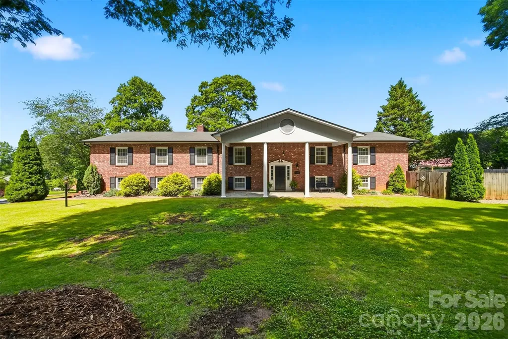 138 Whispering Pines Drive Hudson NC 28638