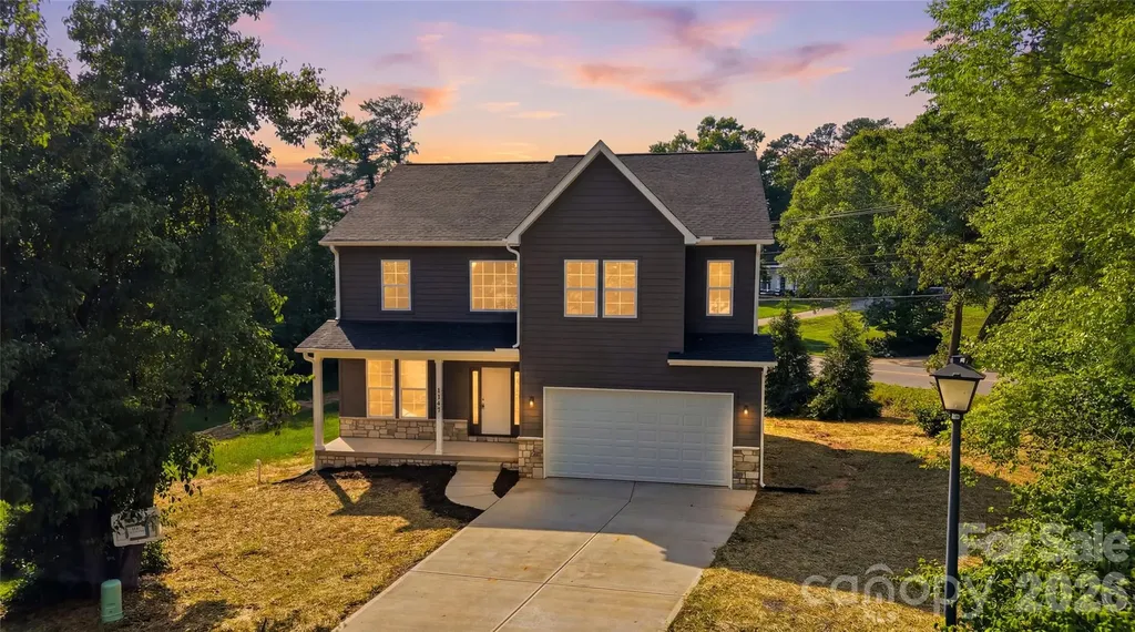 1147 10th Street Lane NW Hickory NC 28601