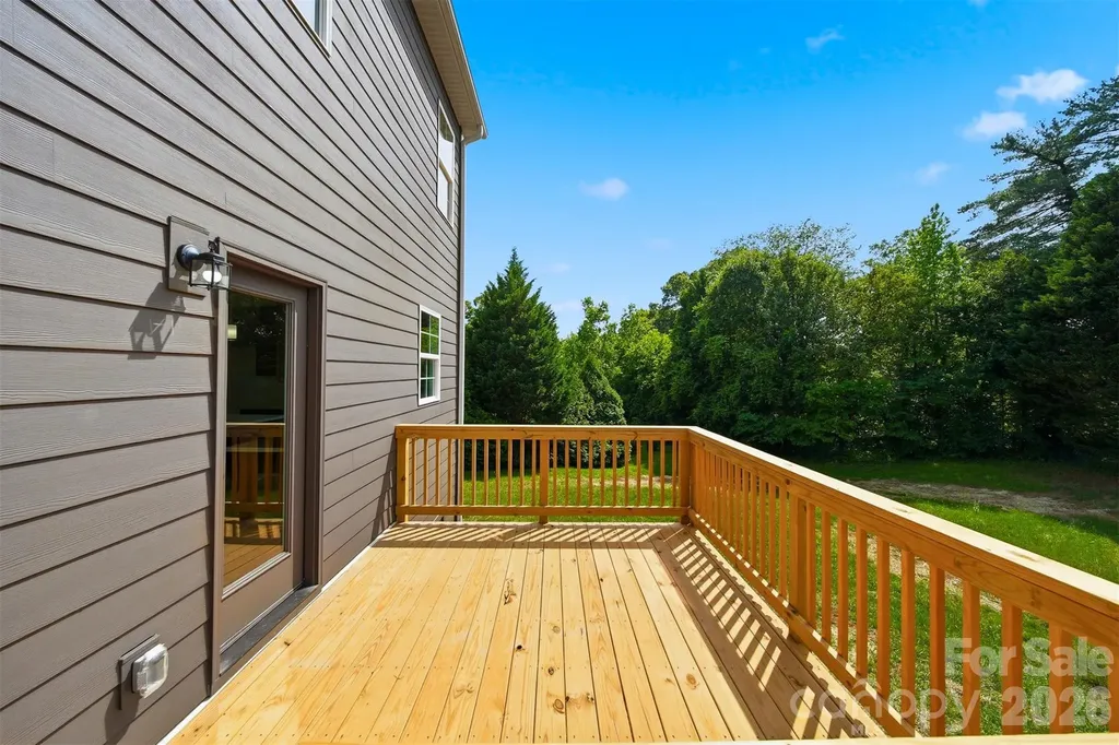 1147 10th Street Lane NW Hickory NC 28601