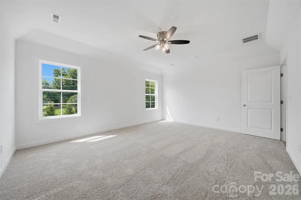 1147 10th Street Lane NW Hickory NC 28601