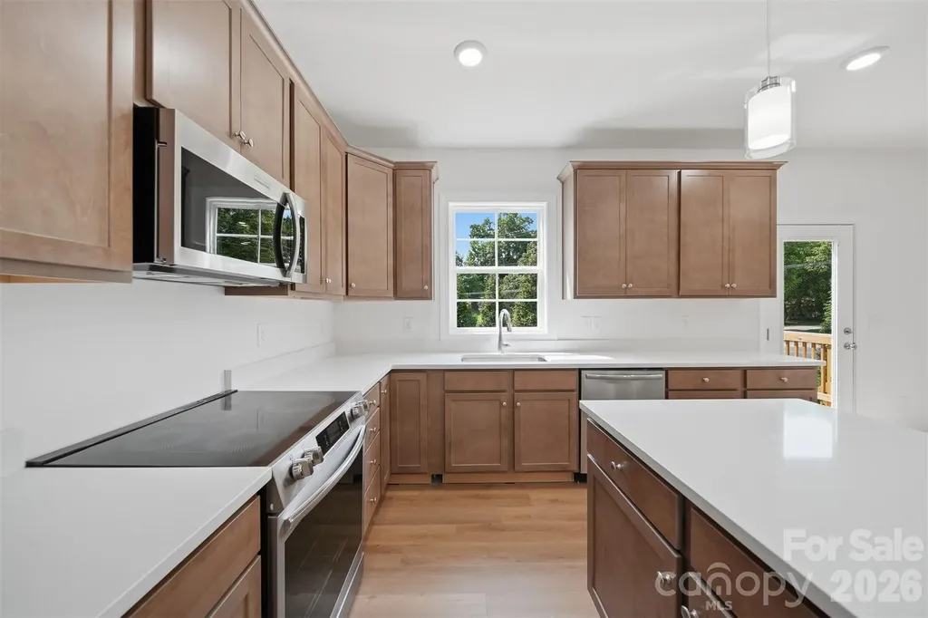 1147 10th Street Lane NW Hickory NC 28601