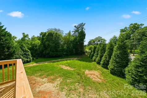 1147 10th Street Lane NW Hickory NC 28601