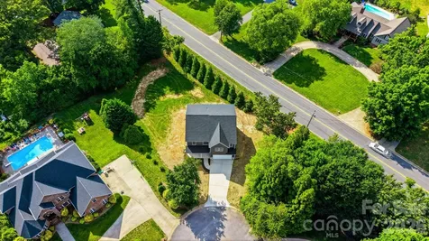 1147 10th Street Lane NW Hickory NC 28601