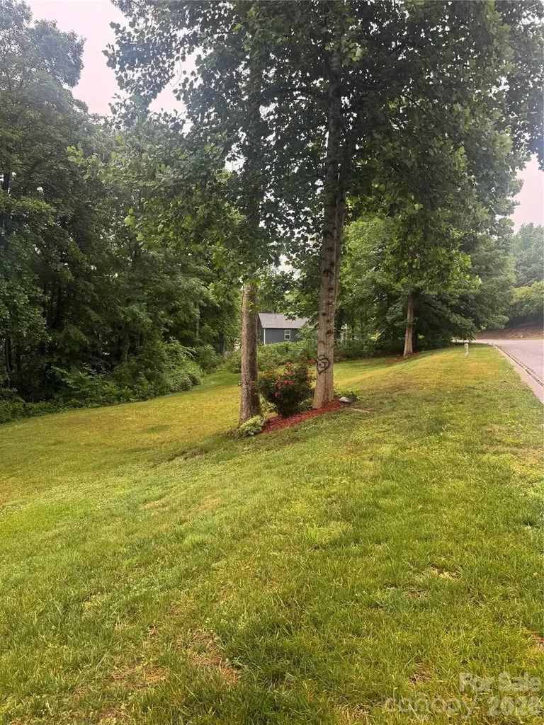000 Meadow Glen Drive Troutman NC 28166