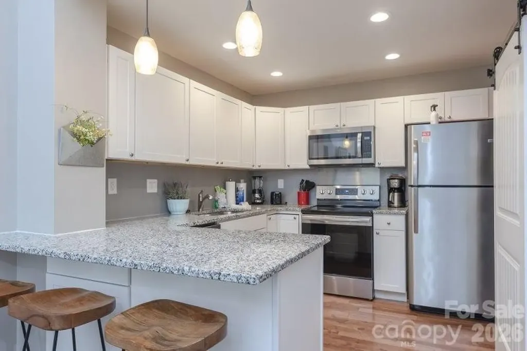 147 W Lake Drive S Lake Lure NC 28746
