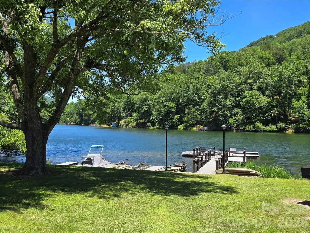 147 W Lake Drive S Lake Lure NC 28746