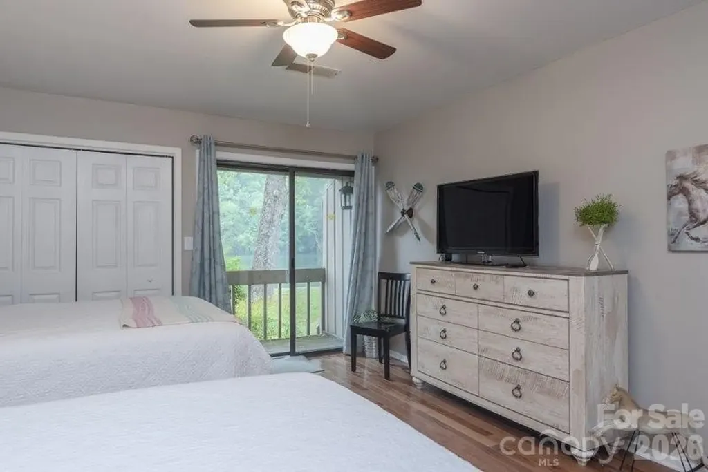 147 W Lake Drive S Lake Lure NC 28746