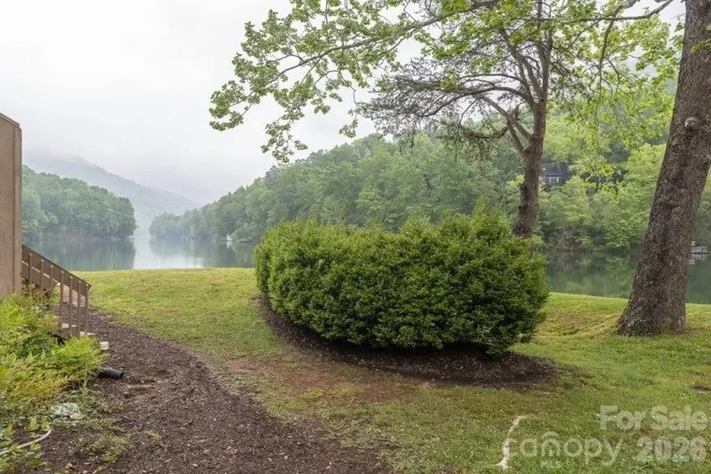 147 W Lake Drive S Lake Lure NC 28746