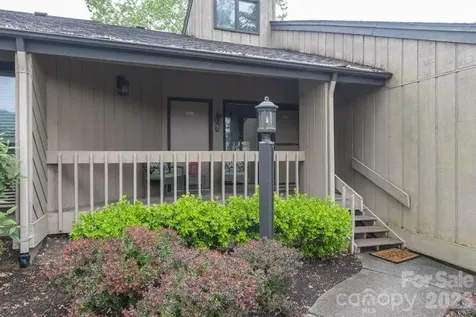 147 W Lake Drive S Lake Lure NC 28746