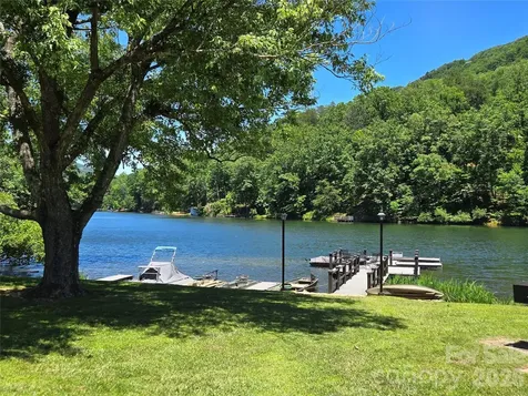 147 W Lake Drive S Lake Lure NC 28746