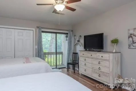 147 W Lake Drive S Lake Lure NC 28746