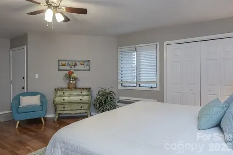 147 W Lake Drive S Lake Lure NC 28746