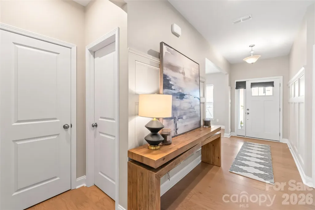 12205 Hollinhope Drive Charlotte NC 28278