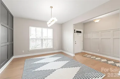 12205 Hollinhope Drive Charlotte NC 28278