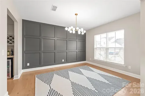 12205 Hollinhope Drive Charlotte NC 28278