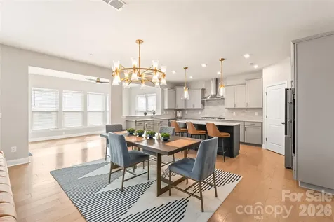 12205 Hollinhope Drive Charlotte NC 28278