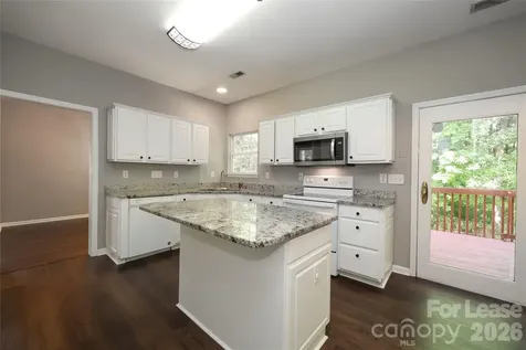 8306 Hornwood Court Charlotte NC 28215