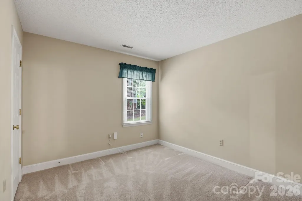 9232 Hemingford Court Charlotte NC 28277