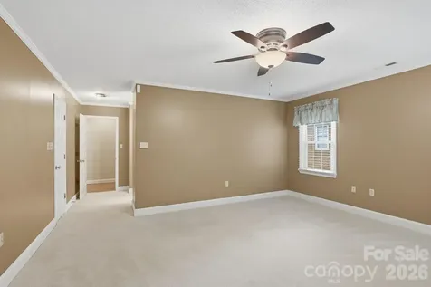 9232 Hemingford Court Charlotte NC 28277