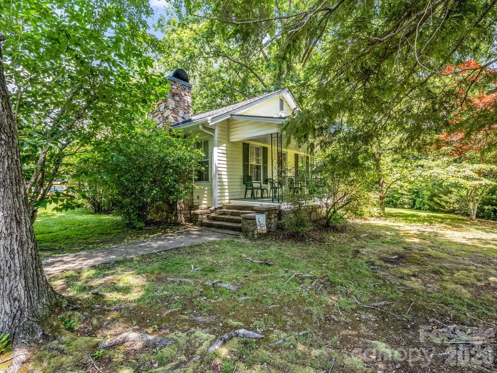 813 Montreat Road Black Mountain NC 28711