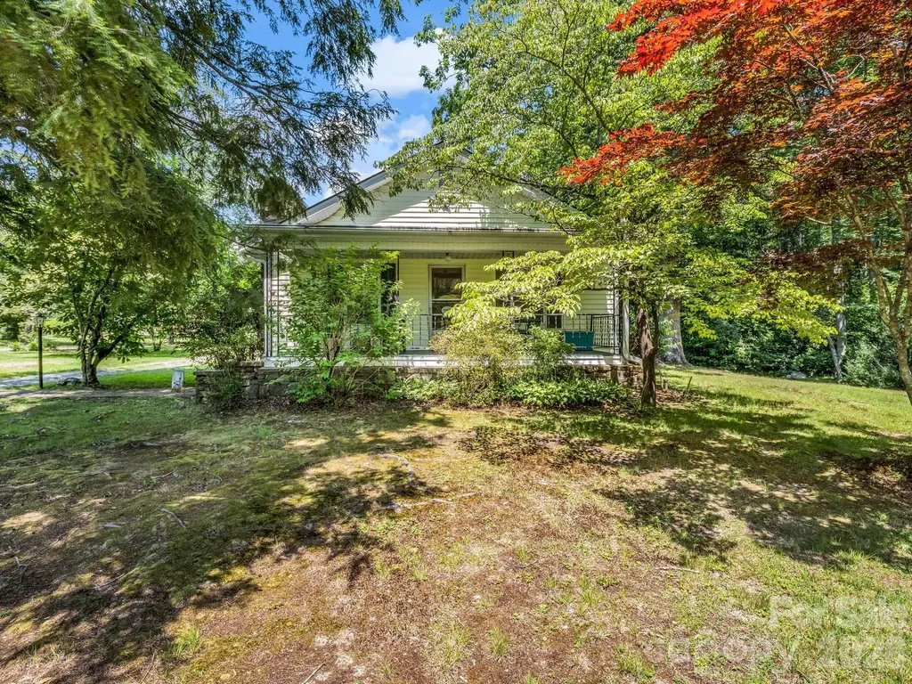 813 Montreat Road Black Mountain NC 28711