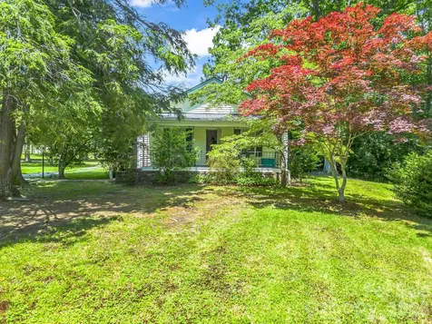 813 Montreat Road Black Mountain NC 28711