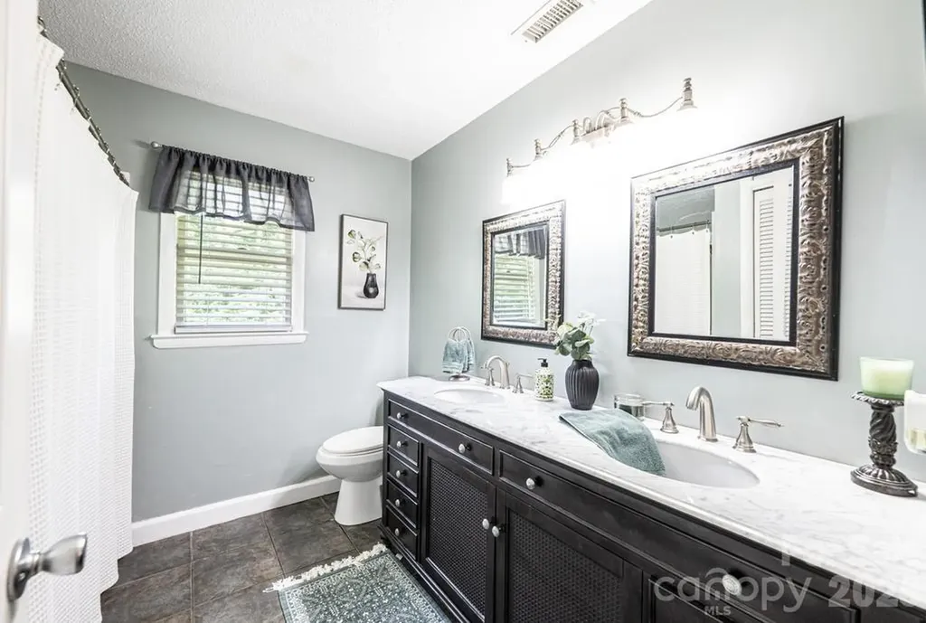 2651 31st Street Court NE Hickory NC 28601